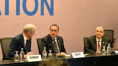 رئيسا وزراء مصر والنرويج يشهدان توقيع مذكرة مع شركة سكاتك ايه إس إيه