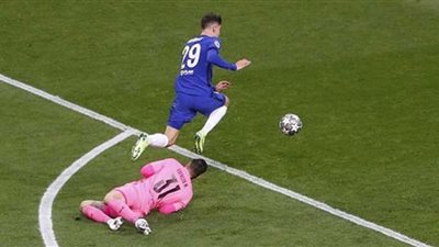 تقنية الفيديو تنقذ ليفربول من هدف تشيلسي