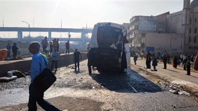 إصابة 19 في حادث تصادم قطار بأتوبيس في الزقازيق