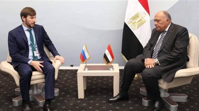 وزير الخارجية يستقبل مبعوث المناخ الروسي ونائب وزير البيئة التركي