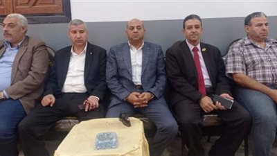 تعليم الشرقية يُؤدي واجب العزاء في شهيد العلم