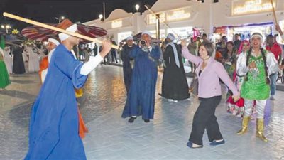 شعبية قصور الثقافة تشعل الممشى السياحى بخليج نعمة