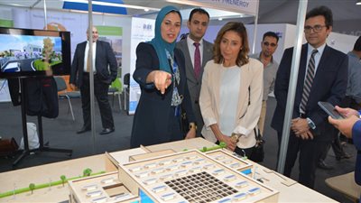 ماريمبا نسمة عبدالعزيز تخطف قلوب ضيوف مصر بقمة المناخ بشرم الشيخ