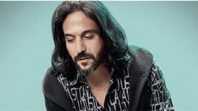 بهاء سلطان يجتاز الـ 800 ألف مشاهدة بأغنية العمر كله (فيديو)