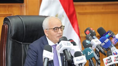 تنفيذ مشروع مدارس مجتمع ذكية وصديقة للبيئة