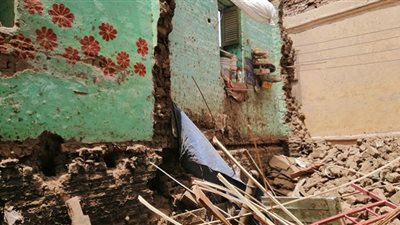 انهيار منزل مكون من ثلاثة طوابق دون إصابات بسوهاج
