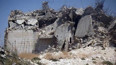 الاحتلال الإسرائيلي يُجبر عريسًا فلسطينيًّا على هدم منزله
