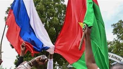بوركينا فاسو تطالب بانسحاب فرنسا من البلاد