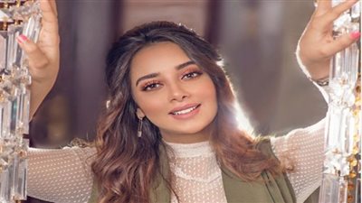 بلقيس تعلن طرح كليب 