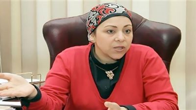نهاد أبو القمصان: فتوى مركز الأزهر عن إرضاع الأم لأبنائها متناقضة