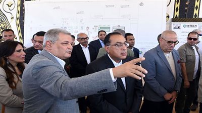 رئيس الوزراء يتفقد أعمال توسعات محطة تنقية مياه الشرب بالعزب الجديدة