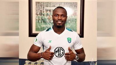 فرانك كوم يقود تشكيل الأهلي السعودي أمام الجبلين في دوري يلو