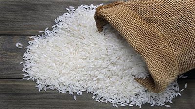التموين تطلق سيارات متنقلة لطرح الأرز الأبيض