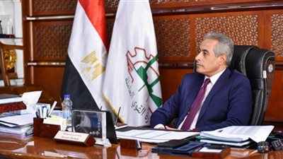 أبرزها عودة مستحقات العمال المصرية بالخارج.. نشاط وزارة القوى العاملة في أسبوع