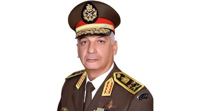 القوات المسلحة تهنئ وزير الداخلية بعيد الشرطة