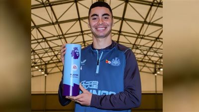 ألميرون لاعب شهر أكتوبر بالدوري الإنجليزي