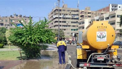 حي حلوان يقوم برفع كفاءة النظافة بشارع كورنيش النيل