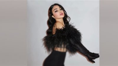 هيفاء وهبي تبهر العيون بالتايجر والجينز | صور