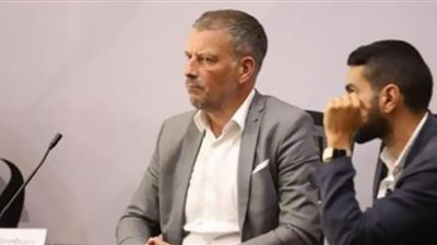 كلاتنبرج يستقيل من رئاسة لجنة الحكام