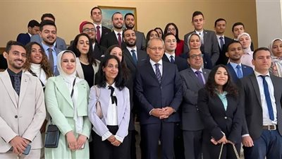 السفير المصري بموسكو يلتقي وفد الشباب الزائر لروسيا