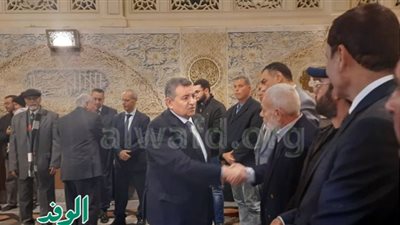 أسامة هيكل وزير الإعلام السابق يقدم العزاء في الكاتب الصحفي سيد عبد العاطي