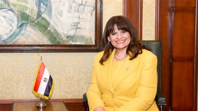 حملات توعية للراغبين في السفر ضد النصابين