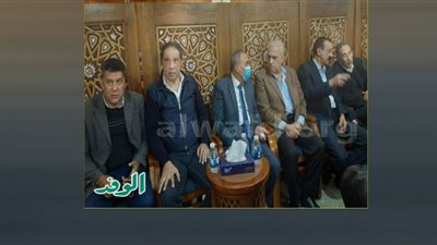 عبدالمحسن سلامة نقيب الصحفيين السابق يشارك بعزاء الراحل سيد عبد العاطي