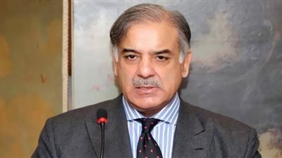 رئيس وزراء باكستان يثمّن الدعم الإماراتي لمتضرري الفيضانات