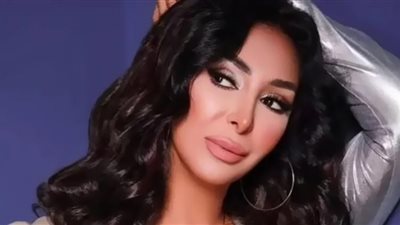 بفستان قصير.. شاهيناز تخطف الأنظار في أحدث ظهور لها