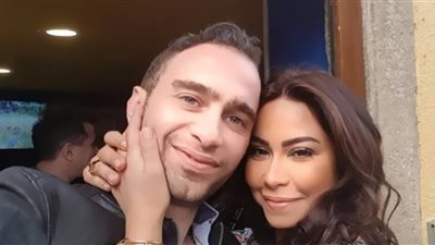 حسام حبيب يتابع شيرين عبدالوهاب على مواقع التواصل.. هل عادت المياه لمجاريها ؟