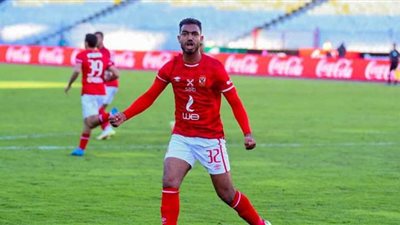الأهلي يرحب بانتقال أحمد سيد غريب للداخلية