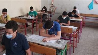 طلاب الشرقية يختتمون امتحانات الشهادة الإعدادية