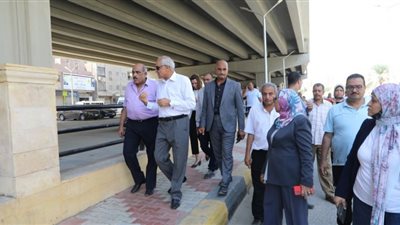 ساحات انتظار ومواقع خدمية جديدة بالعمرانية