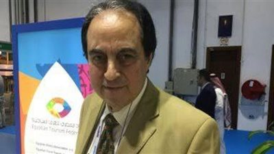 عادل المصري: الاغلاق وسحب التراخيص للمنشأت السياحية الرافضة لدخول المحجبات