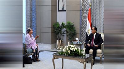 رئيس الوزراء يلتقي نائبة الأمين العام للأمم المتحدة