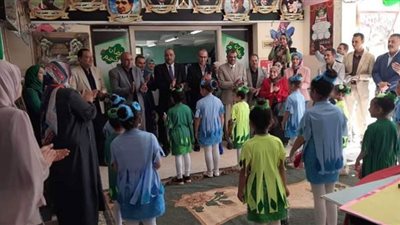 تعليم سوهاج يتابع معرض المدارس للتغيرات المناخية والحفاظ على البيئة