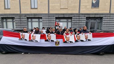 شاهد.. وقفة مصرية في ألمانيا احتفالا بذكرى ثورة يناير وعيد الشرطة 
