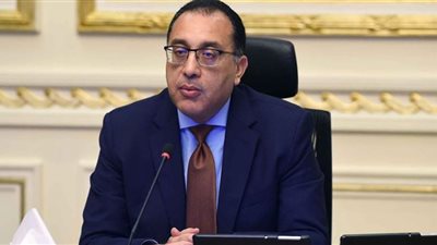 رئيس الوزراء يتابع تطورات حادث سقوط أتوبيس بإحدى الترع بالدقهلية