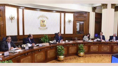 رئيس الوزراء يتابع جهود إعداد استراتيجية تنمية الصناعة