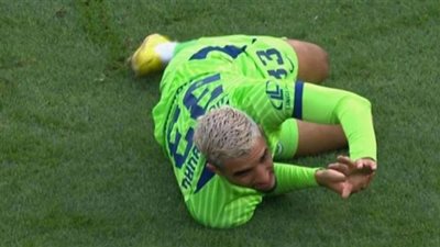 إصابة قوية لمرموش مع فولفسبورج أمام هوفنهايم