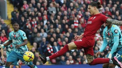 ليفربول يدك شباك ساوثهامبتون بثلاثية في الشوط الأول