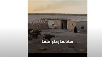 سكان عراقيون يهجرون منازلهم بسبب الجفاف (فيديو)