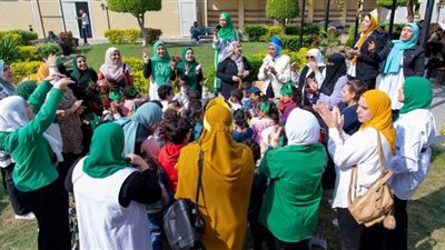 كلية الطفولة المبكرة بجامعة القاهرة تناقش 