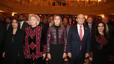 وزيرتا الثقافة المصرية والأردنية يشهدان 