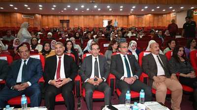 4 جامعات يشاركون فى المعسكر التوعوي لبناء قدرات وحدات مناهضة العنف ضد المرأة بالفيوم