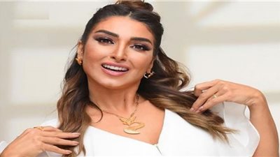 روجينا بالزي الصعيدي من «ستهم»
