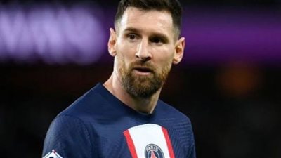 مهاجم برشلونة: عودة ميسي حلم كبير