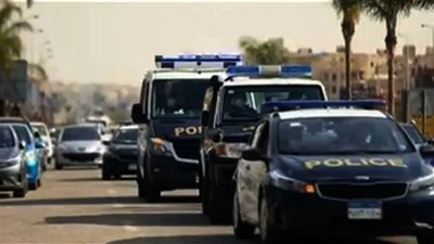 ضبط 6 طن أعلاف حيوانية مجهولة المصدر