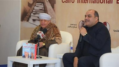 ياسين التهامي.. المحبون في حضرة الإنشاد والعشق الإلهي