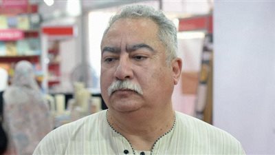 الإقبال الكثيف على معرض الكتاب معجزة تعكس عزيمة شعب عظيم